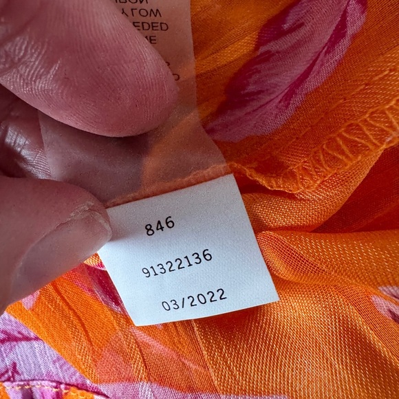 VINCE CAMUTO LONG SLEEVED SUNSET HEAT ORANGE TOP BLOUSE SZ L NWT - Picture 8 of 8